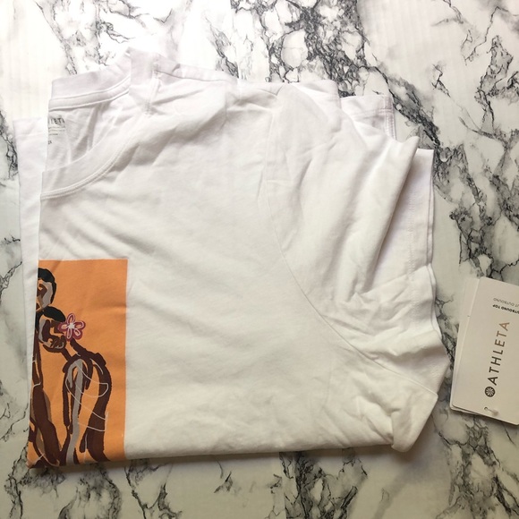 NWT Athleta Daily Relaxed Artist Graphic Tee - Picture 4 of 4